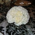 Winter elegance using whites and crystals with a simple bouquet to compliment your style